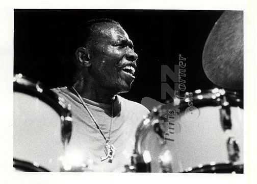 Elvin Jones, Elvin Jones